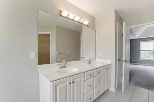 8676 Kenwood Rd, Cincinnati, OH 45242 - Photo 26