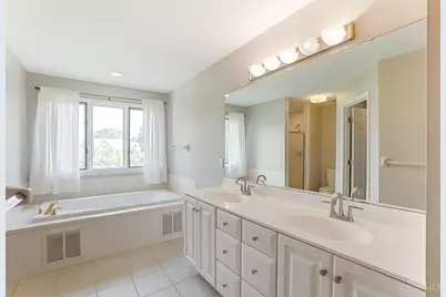 8676 Kenwood Road, Cincinnati, OH 45242 - Photo 24