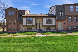 2 Fairgreen Cir, Fairfield, OH 45014 - Photo 2