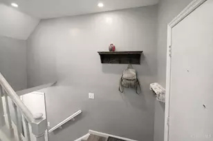 12065 Hazelhurst Dr, Springfield Township, OH 45240 - Photo 18