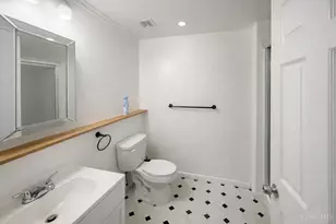 12065 Hazelhurst Dr, Springfield Township, OH 45240 - Photo 20