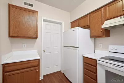 200 Gateway Drive #H, Milford, OH 45150 - Photo 8