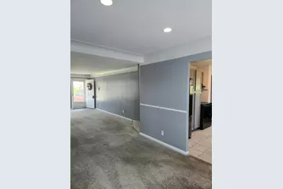 1042 Hollytree Drive, Springfield Township, OH 45231 - Photo 6