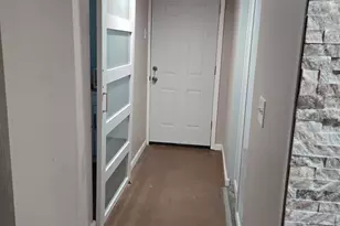 1042 Hollytree Dr, Springfield Township, OH 45231 - Photo 22