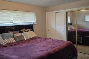 1042 Hollytree Dr, Springfield Township, OH 45231 - Photo 14