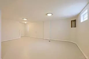 9811 Beau Ln, Springfield Township, OH 45231 - Photo 30