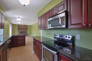 9811 Beau Ln, Springfield Township, OH 45231 - Photo 10