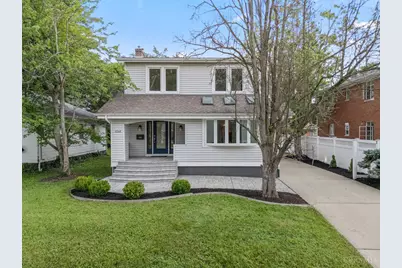 4248 South Avenue, Silverton, OH 45236 - Photo 1