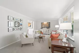 480 Flemridge Ct, Wyoming, OH 45231 - Photo 8