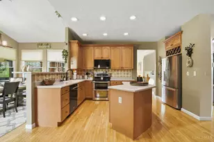 6152 Spring Lake Dr, Fairfield Township, OH 45011 - Photo 12