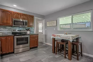 60 John St, Franklin, OH 45005 - Photo 6