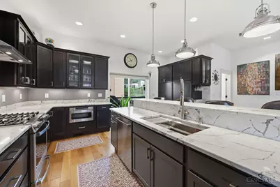 253 St Peters Street, Cincinnati, OH 45226 - Photo 8