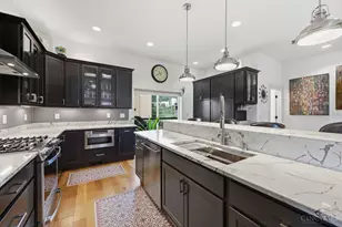 253 St Peters St, Cincinnati, OH 45226 - Photo 8