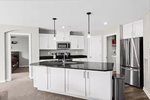 693 Tradition Rdg, Union Township, OH 45244 - Photo 4