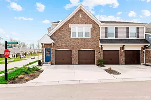 693 Tradition Rdg, Union Township, OH 45244 - Photo 1