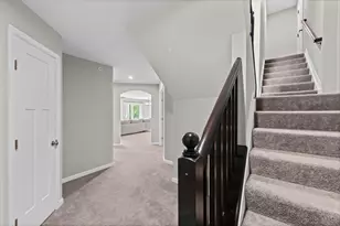 693 Tradition Rdg, Union Township, OH 45244 - Photo 6