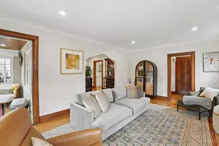 1122 Beverly Hill Dr, Cincinnati, OH 45208 - Photo 10