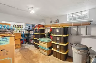 1122 Beverly Hill Dr, Cincinnati, OH 45208 - Photo 48