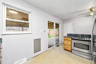 1466 Fawnvista Ln, Sharonville, OH 45246 - Photo 18