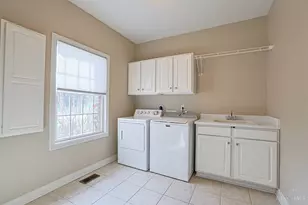 7019 Cross Creek Ln, Liberty Township, OH 45011 - Photo 44