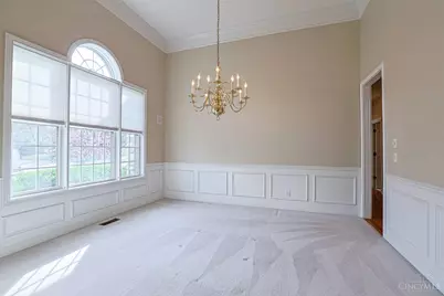 7019 Cross Creek Lane, Liberty Township, OH 45011 - Photo 8