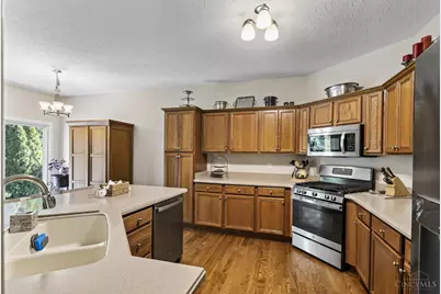 8022 Stonegate Drive, Anderson Township, OH 45255 - Photo 22