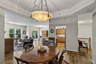 8022 Stonegate Dr, Anderson Township, OH 45255 - Photo 12