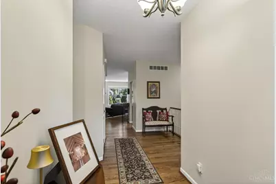 8022 Stonegate Drive, Anderson Township, OH 45255 - Photo 6
