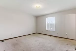 648 Oakridge Dr, Wilmington, OH 45177 - Photo 14