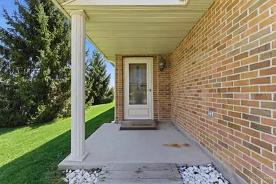 648 Oakridge Drive, Wilmington, OH 45177 - Photo 2