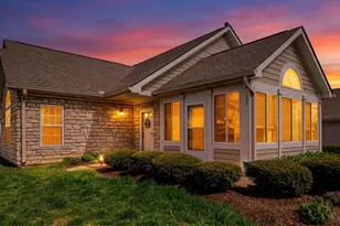 139 Edinburgh Village Dr, Washington Twp, OH 45458 - Photo 2