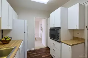 2401 Ingleside Ave, Cincinnati, OH 45206 - Photo 12