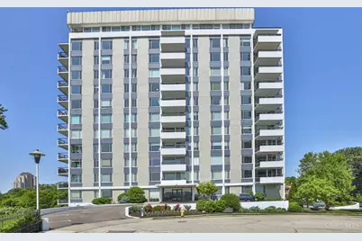 2401 Ingleside Avenue #7A, Cincinnati, OH 45206 - Photo 1