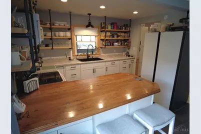 7583 Blue Creek Road, Jefferson Twp, OH 45684 - Photo 8