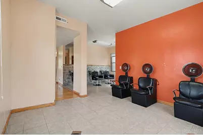 1601 Dexter Avenue, Cincinnati, OH 45206 - Photo 18