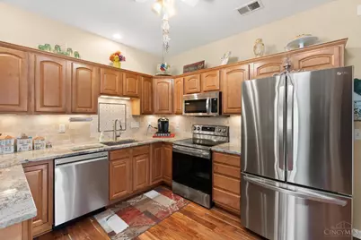 336 Lauryn Meadows Court, Fairfield, OH 45014 - Photo 8