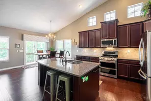 5267 Venetian Way, Hamilton Township, OH 45152 - Photo 14