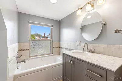 4407 Raceview Avenue, Green Township, OH 45211 - Photo 30