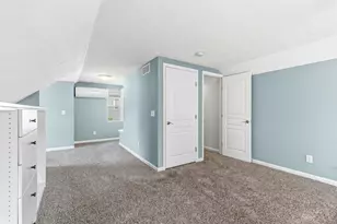 4407 Raceview Ave, Green Township, OH 45211 - Photo 28