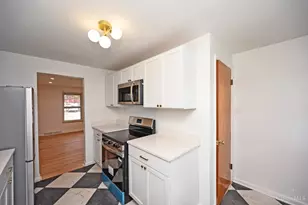 117 Waxwing Dr, Reading, OH 45215 - Photo 10