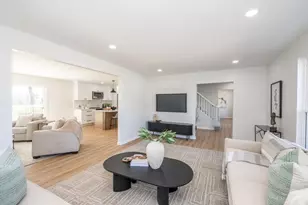 3543 Rackacres Dr, Green Township, OH 45211 - Photo 6