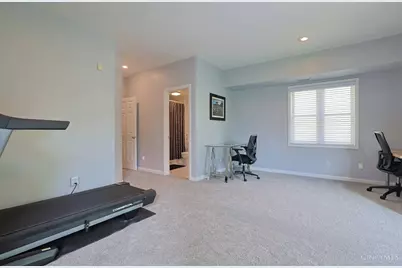 518 Missouri Avenue, Cincinnati, OH 45226 - Photo 18