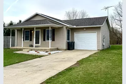 108 W Concord, Bloomingburg, OH 43106 - Photo 2