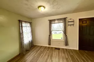 108 W Concord, Bloomingburg, OH 43106 - Photo 14