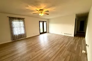 108 W Concord, Bloomingburg, OH 43106 - Photo 10