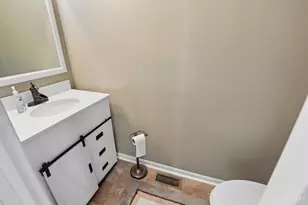 5516 Lakeside Dr, Fairfield, OH 45014 - Photo 20