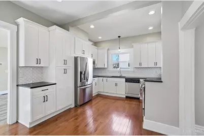 1317 Grace Avenue, Cincinnati, OH 45208 - Photo 18