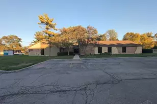 1360 E Stroop Rd, Kettering, OH 45429 - Photo 1