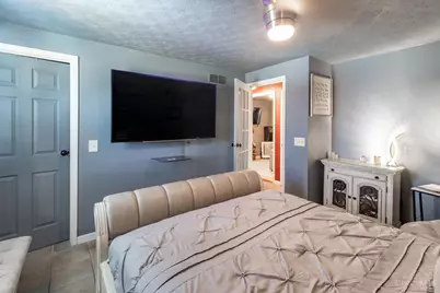 10283 Springlen Court, Colerain Township, OH 45251 - Photo 14