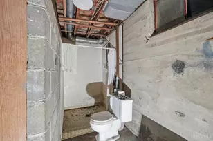 1905 Greenpine Dr, Springfield Township, OH 45231 - Photo 56